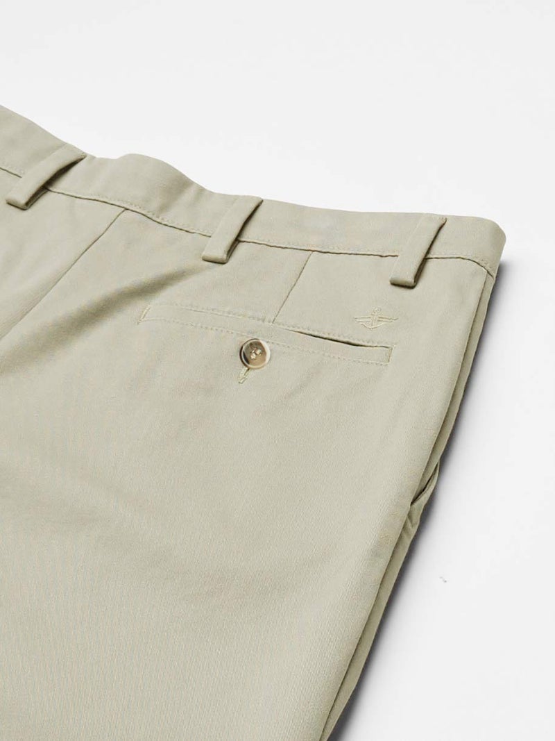 Dockers Men's Classic Fit Easy Khaki Pants-Pleated (Standard and Big & Tall), Cloud, 42W x 30L - Image 5